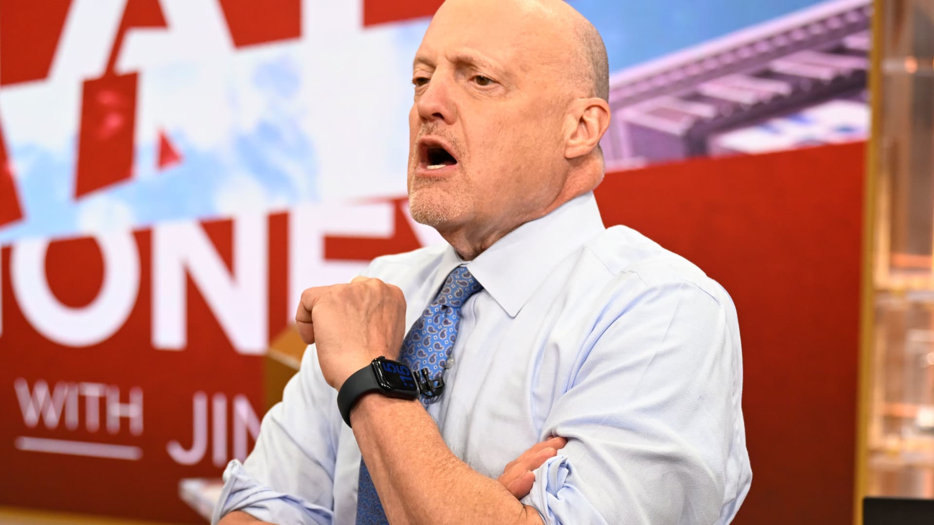Jim Cramer issues a warning to investors trading with borrowed money