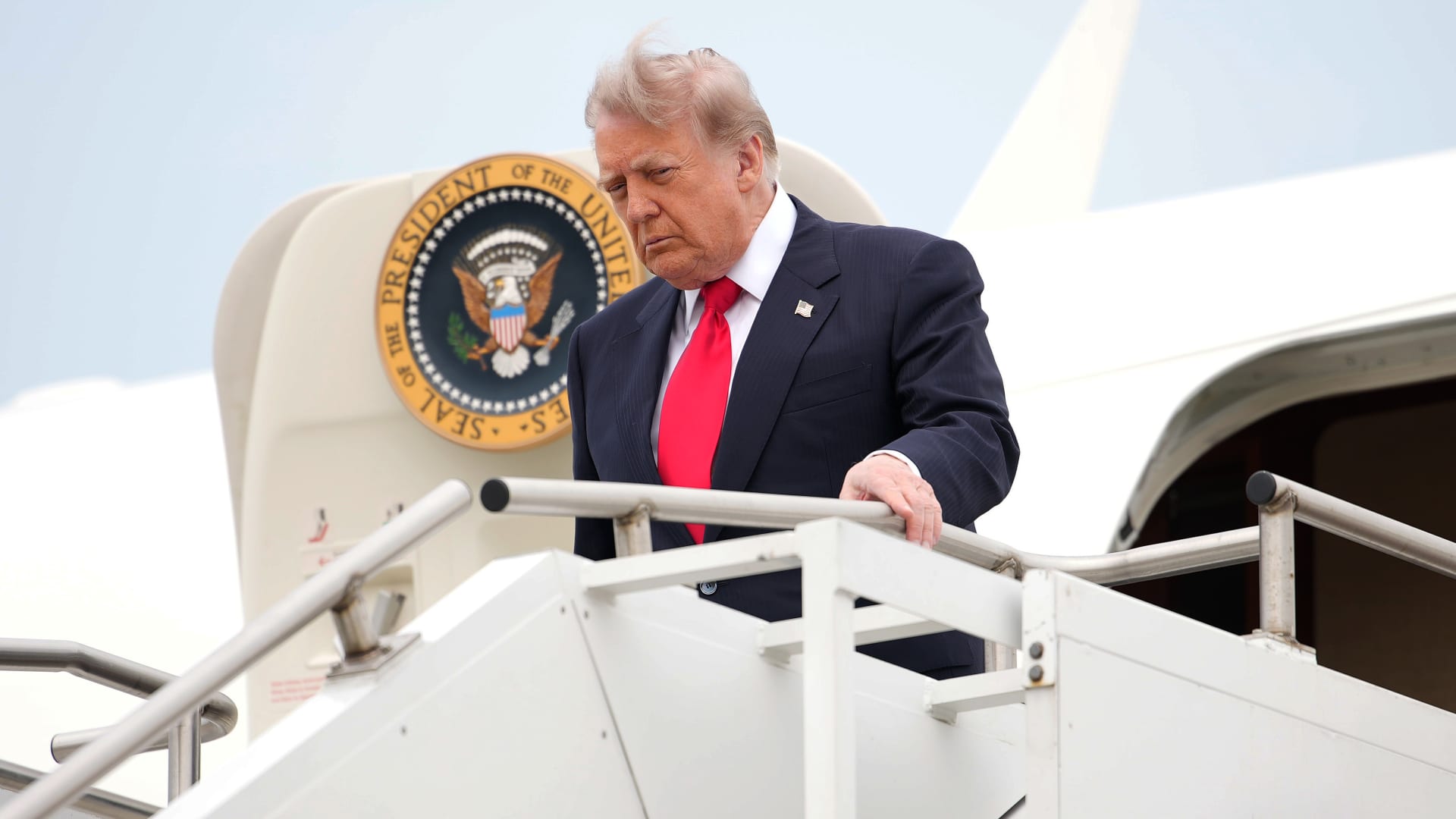 JPMorgan, Schwab and UBS manage millions in Trump’s $858 million investment portfolio