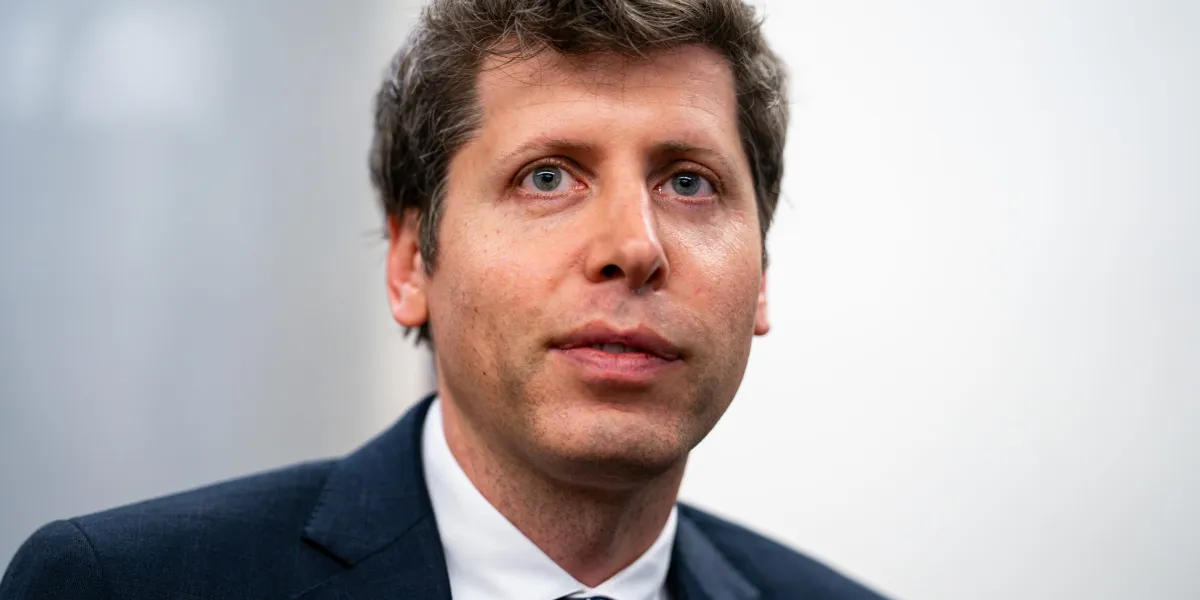 Sam Altman reveals the investing advice billionaire Peter Thiel gave him that’s led to a $3.3 billion net worth