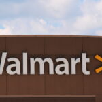 Walmart sees the slowest pace in US comparable sales in 6 years and offers cautious guidance