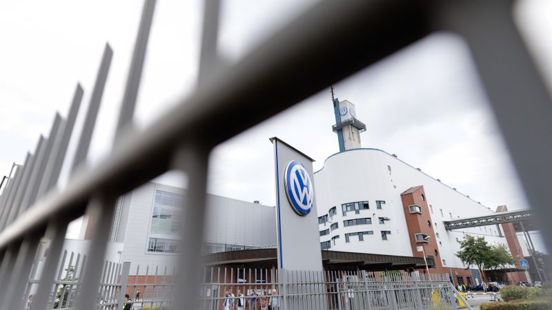 Volkswagen strikes deal with Israel investment firm to turn car plant into defense facility