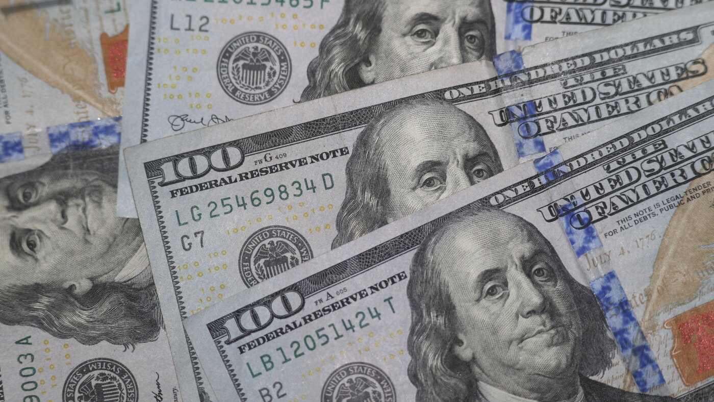 Ever wonder how the Fed’s interest rate actually works? We’ve got answers